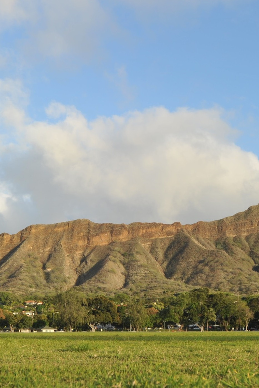 (2nd)Diamond Head Hike w/ Malasada Starts at 7:00 a.m. - Walking the 1.6-mile Diamond Head trail