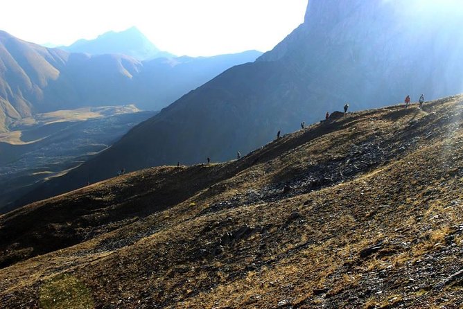 3-Day Hiking Group Tour in Kazbegi - Who should book this three-day trip?