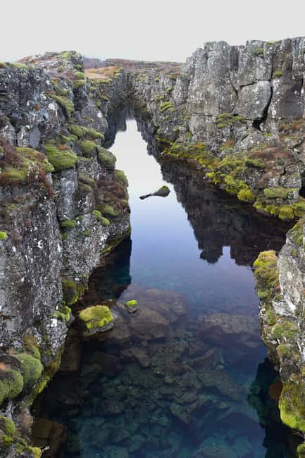 3-Day Summer Golden Circle & South Coast with Glacier Hike - A three-day route built around Iceland’s big sights