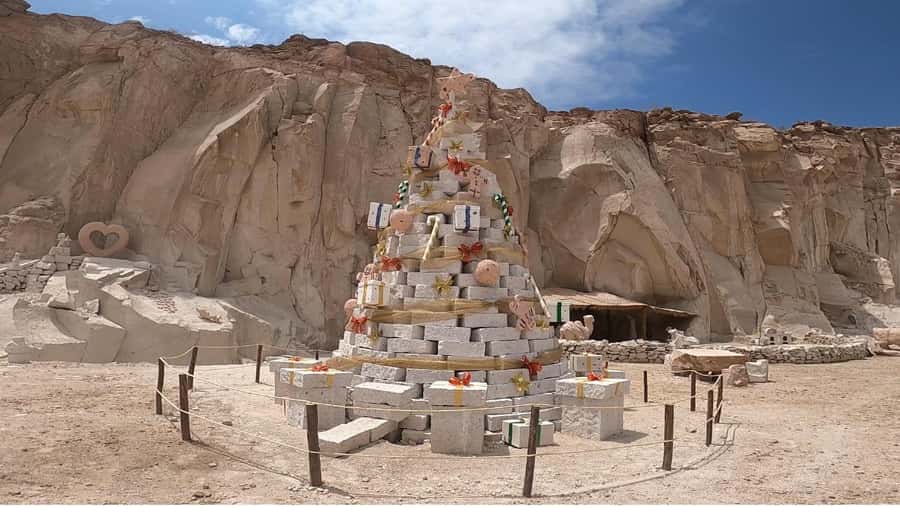 4-hour excursion: Ruta del Sillar with Hiking in Culebrillas - Why sillar matters in Arequipa