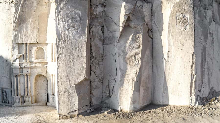 4-hour excursion: Ruta del Sillar with Hiking in Culebrillas - Culebrillas Canyon and the ancient petroglyphs