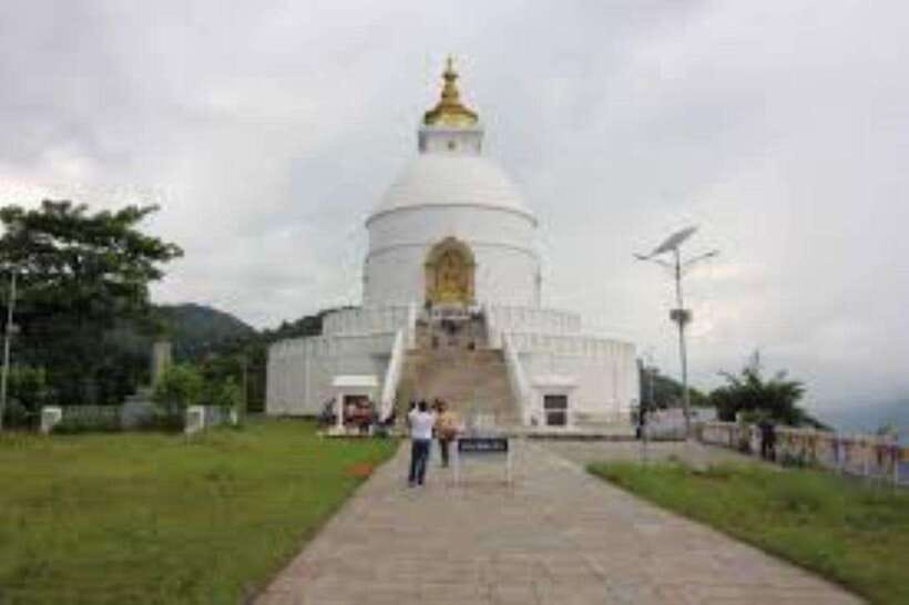 5-Day Pokhara Tour with Australian Camp Hike From Kathmandu - Phewa Lake and the World Peace Pagoda