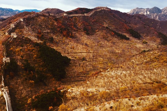 All Inclusive Private Hiking Tour from Huanghuacheng Water Great Wall to Xishuiyu - Leaving Beijing at 8:00 am