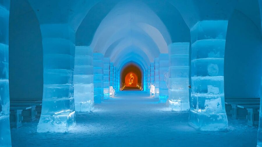 Alta: Igloo Ice Hotel and Hiking to the Frozen Waterfall. - The 2-kilometre route to frozen Gargia Waterfall