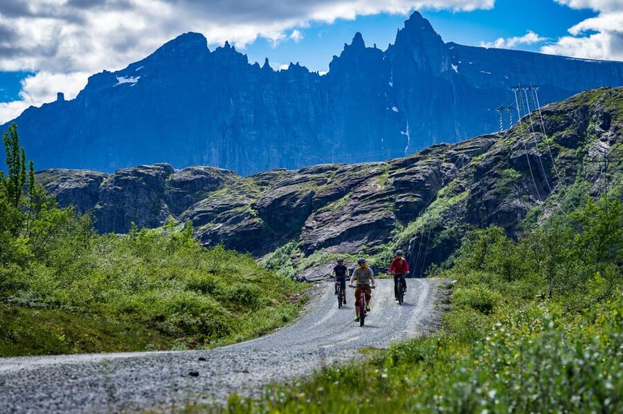 Andalsnes: Bike & Hike Adventure to Litlefjellet Summit - The Isfjorden photo stop