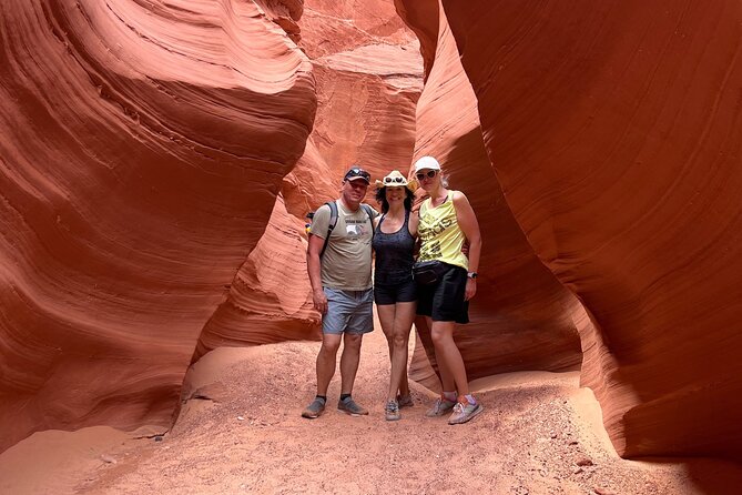 Antelope Canyon Lake Powell Guided Kayaking and Hike Tour - The guides make the difference