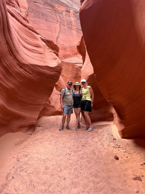 Antelope Canyon Lake Powell: Guided Kayaking & Hike Tour - Who should book this Antelope Canyon adventure?