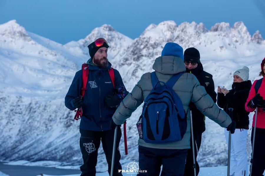 Arctic hike on Kvaløya Island with drinks and snacks - Choosing the right trail for the day