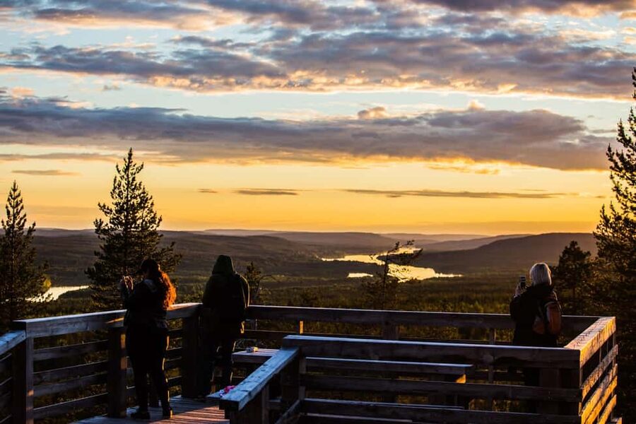 Arctic Wilderness Hike from Rovaniemi (Day & Evening) - The campfire lesson and Finnish snack