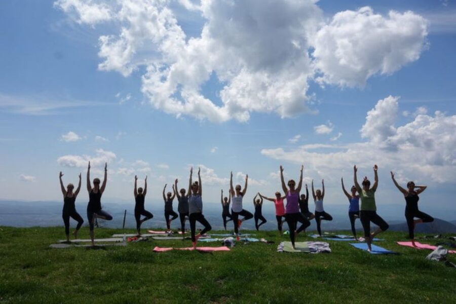 Asheville: Yoga on a Mountain Hike - Key points to know before you book