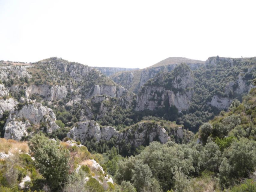 Avola: Cavagrande del Cassibile Reserve Hiking Tour - Following the Cassibile Through the Iblean Valleys