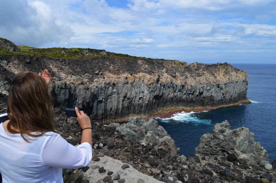 Baías de Agualva hiking - Terceira island - Guides who make the walk easier