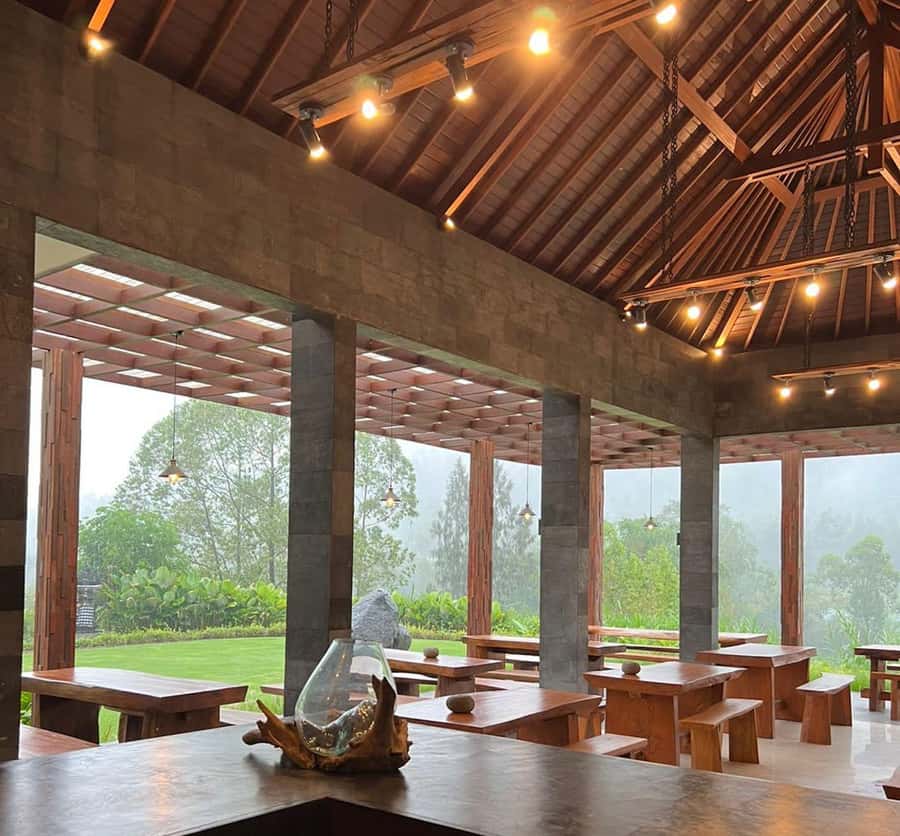 Bali: Mount Batur Entry Ticket on a Guided Hike or Jeep Ride - The Mt. Batur Lounge is more useful than it sounds