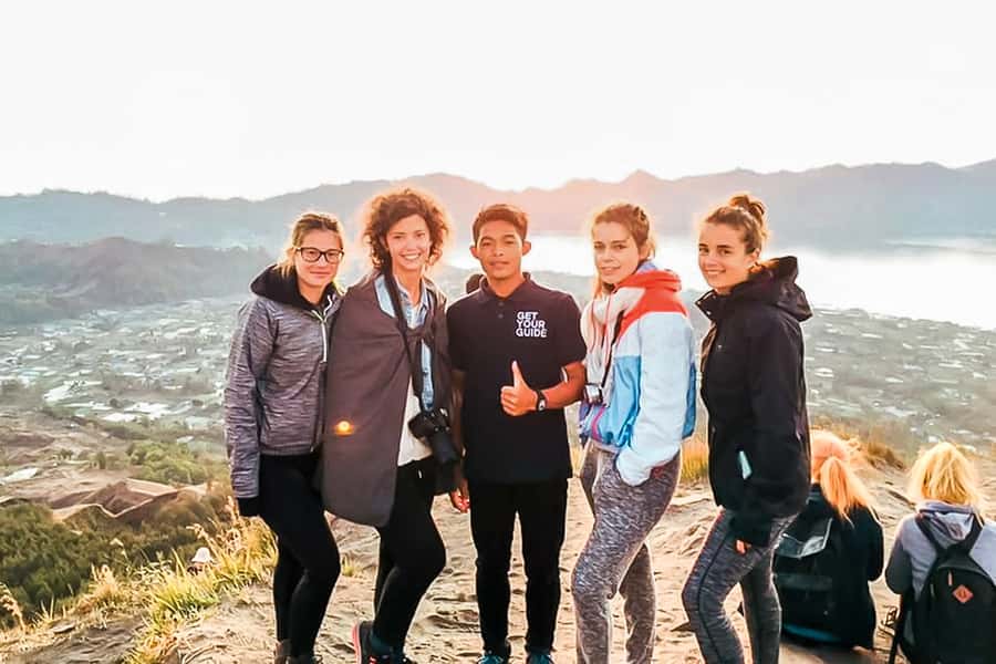 Bali: Mount Batur Sunrise Guided Hike and Natural Hot Spring - Coffee at Temen adds a local stop