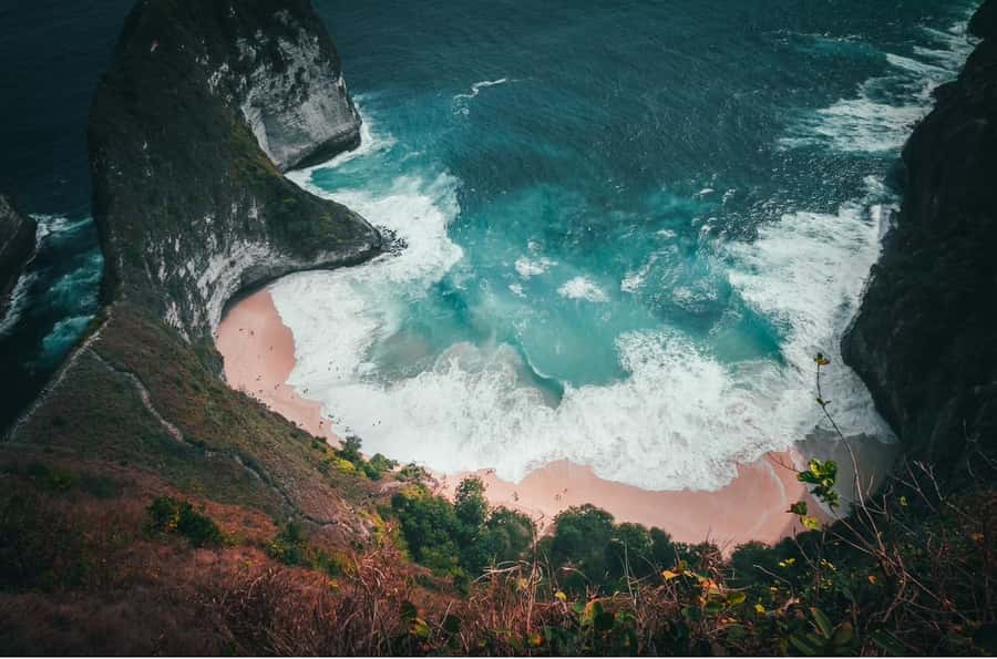Bali/Nusa Penida: Island Beach Highlights Swim & Hike Tour - Diamond Beach, stairs, swimming, and the swing