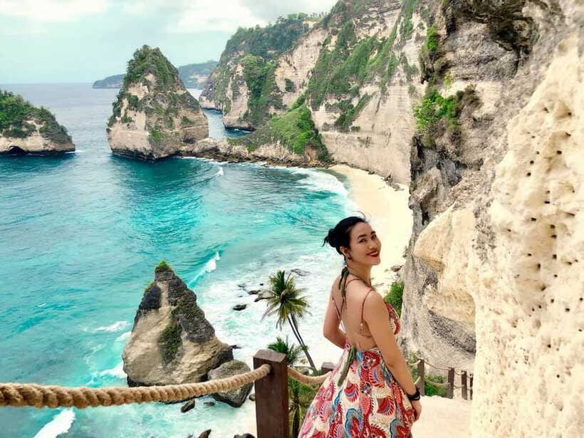 Bali/Nusa Penida: Island Beach Highlights Swim & Hike Tour - Atuh Beach and the quieter finish