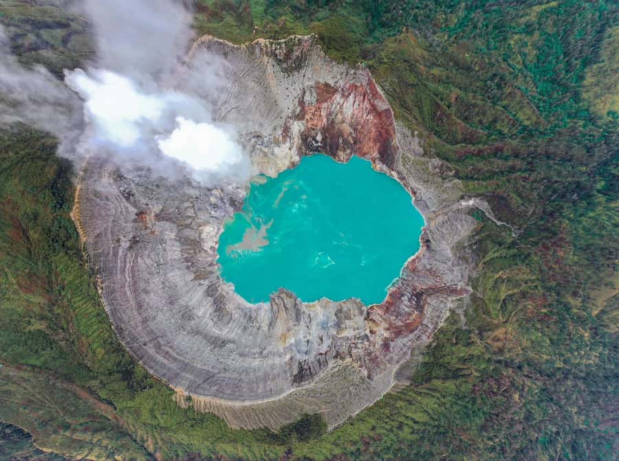Banyuwangi : Mt Ijen Hike, Blue Fire & Panoramic Lake Guided - The essential facts at a glance