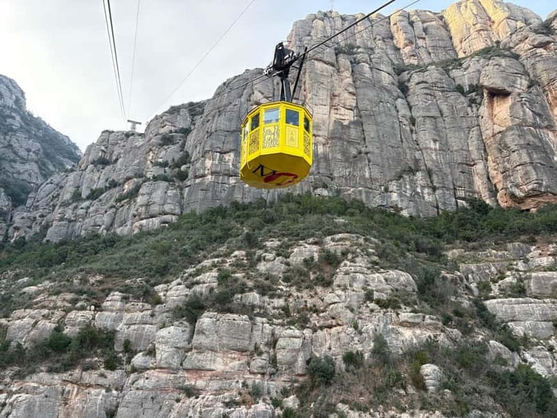 Barcelona: Early Morning Montserrat Trip with Abbey and Hike - What to pack for the morning