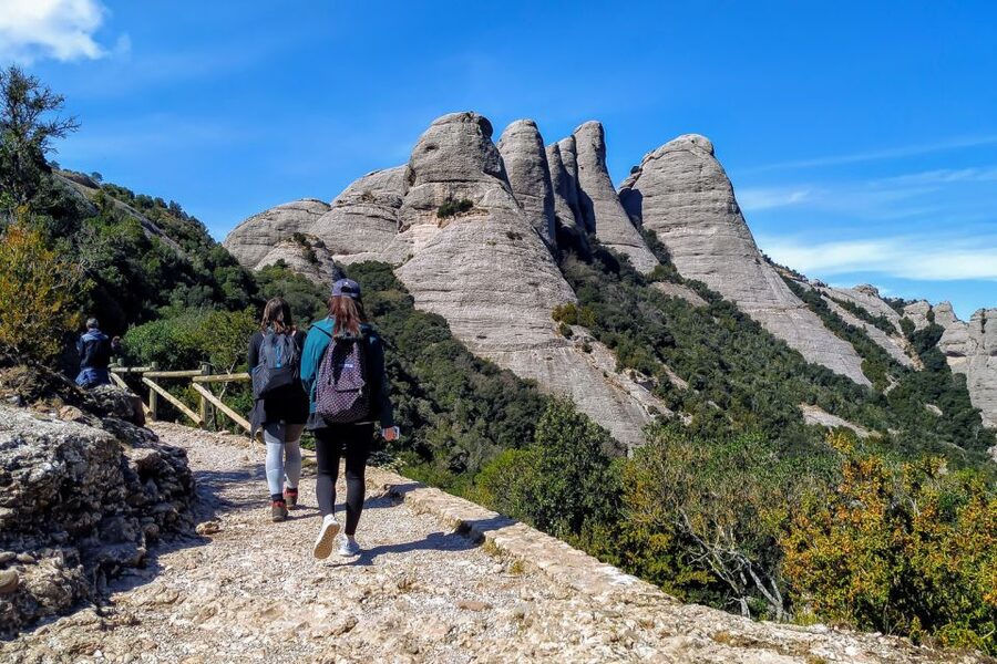 Barcelona: Montserrat Monastery & Hiking Off the Beaten Path - Who should book this experience?
