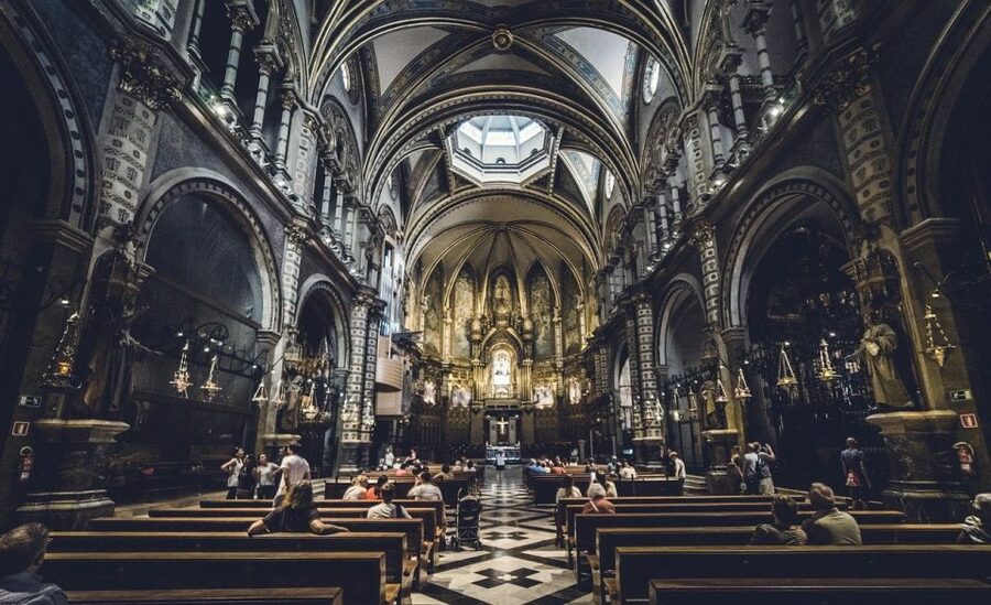 Barcelona: Montserrat Monastery & Hiking Off the Beaten Path - Free time, local food, and the return to Barcelona