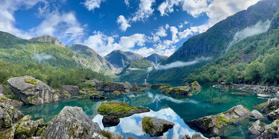 Bergen: Easy Hike to Bondhus Glacier Lake & Rosendal Visit - Why Bondhus Glacier Lake makes this Bergen day trip special