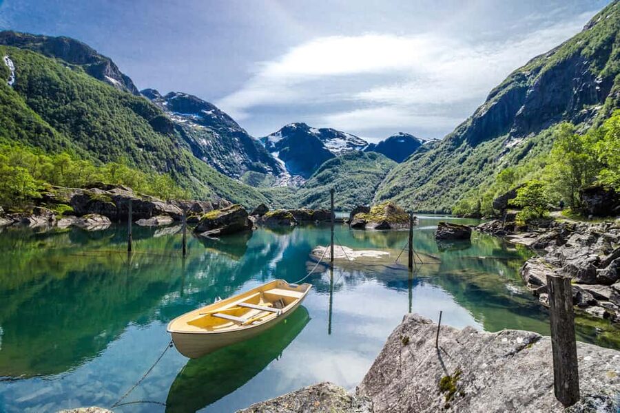 Bergen: Easy Hike to Bondhus Glacier Lake & Rosendal Visit - The 8:30 AM departure from Bergen