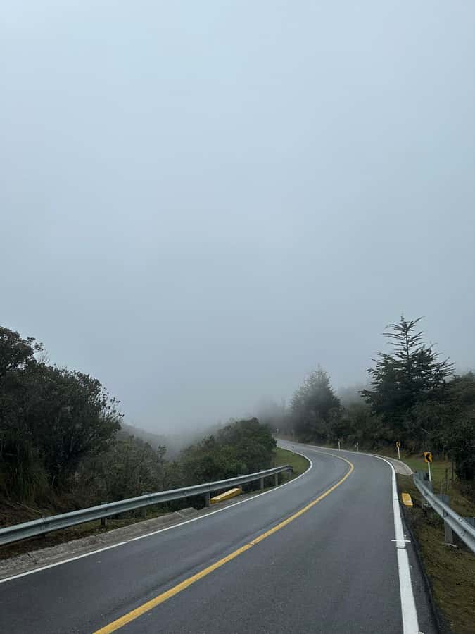 Bogota: Hike to La Chorrera Waterfall, El Chiflón and Guadalupe Hill - Who will enjoy this outing most?