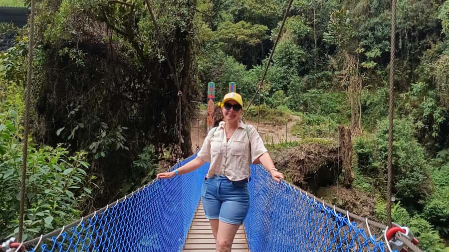 Bogota: La Chorrera Waterfall Guided Hike and Guadalupe Hill - What the $109 price really covers