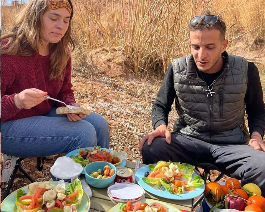 Boumalne Dades: Dades Gorge & Monkey Fingers Canyon Hike - Kasbahs and ancient granaries with a local guide