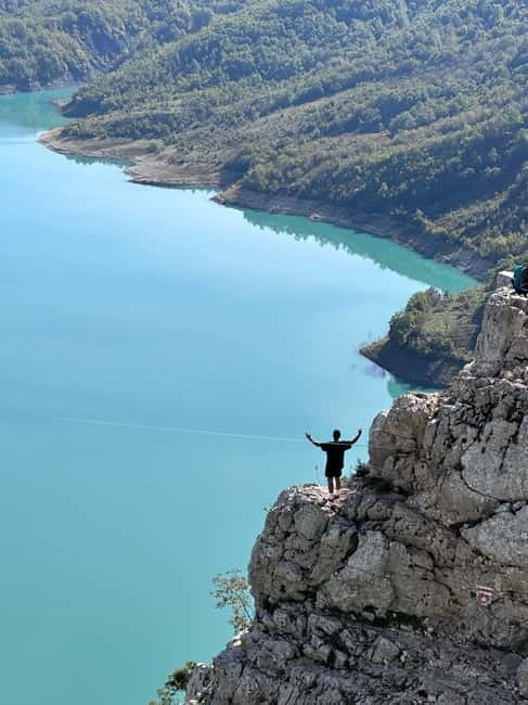 Bovilla Lake & Kruja Castle, Gamti Mnt Optn Hike by 4x4 SUV - Reaching the Mount Gamti balcony