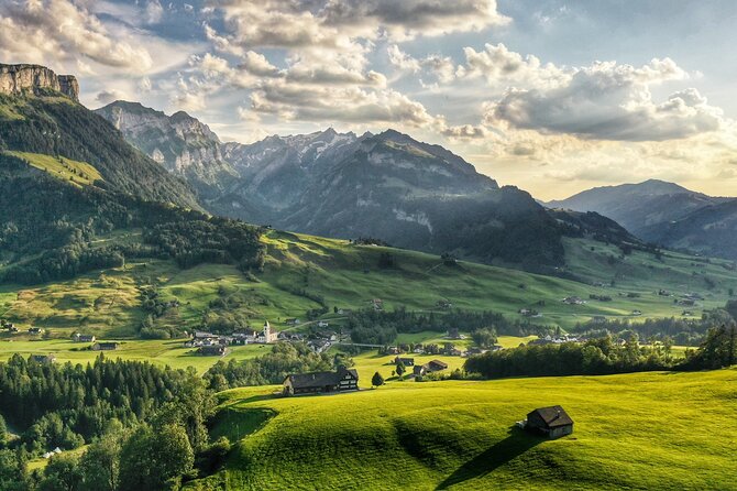 Breathtaking Private Hike with a Local Swiss Expert (1 day trip) - Canton of Uri, the recommended choice