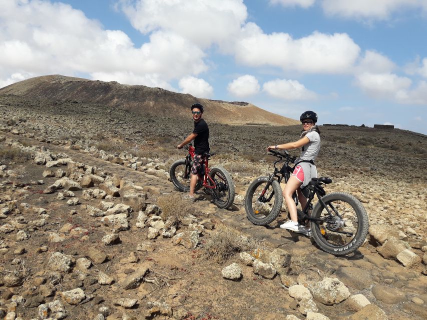 Caleta de Fuste/Corralejo: Guided E-Bike Tour & Crater Hike - What the $77 price includes