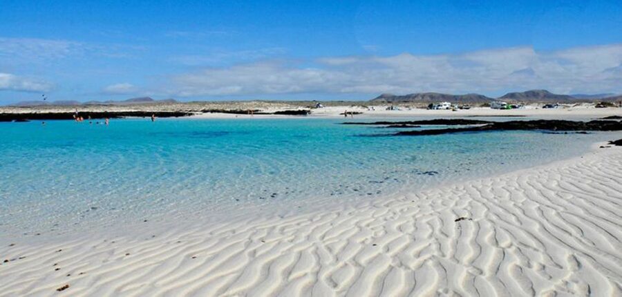 Caleta de Fuste/Corralejo: Guided E-Bike Tour & Crater Hike - One hour at El Cotillo lagoon