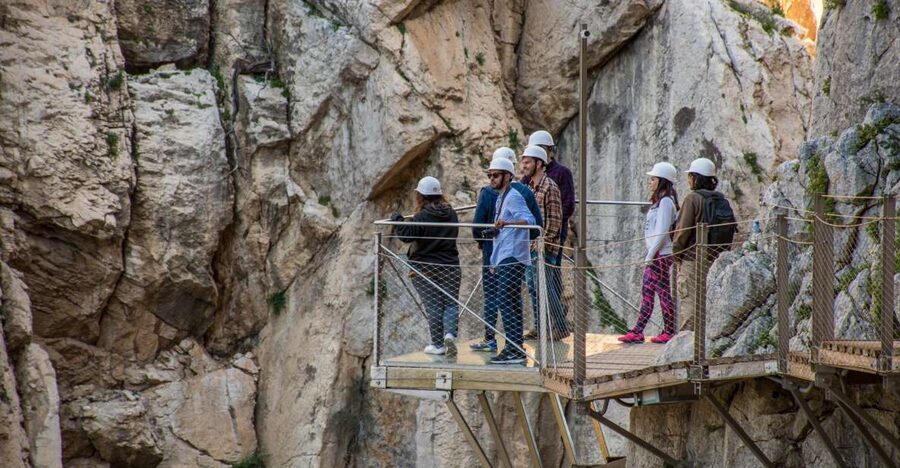 Caminito del Rey: Guided Hiking Tour with Entrance Tickets - Guides who add more than directions