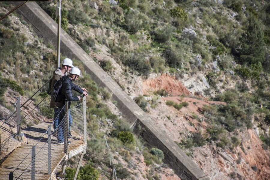 Caminito del Rey: Guided Hiking Tour with Entrance Tickets - Who should book this walk?