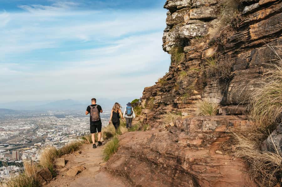 Cape Town: Guided Lion's Head Hike at Sunrise or Sunset - Coffee, snacks, and a taste of Cape Town