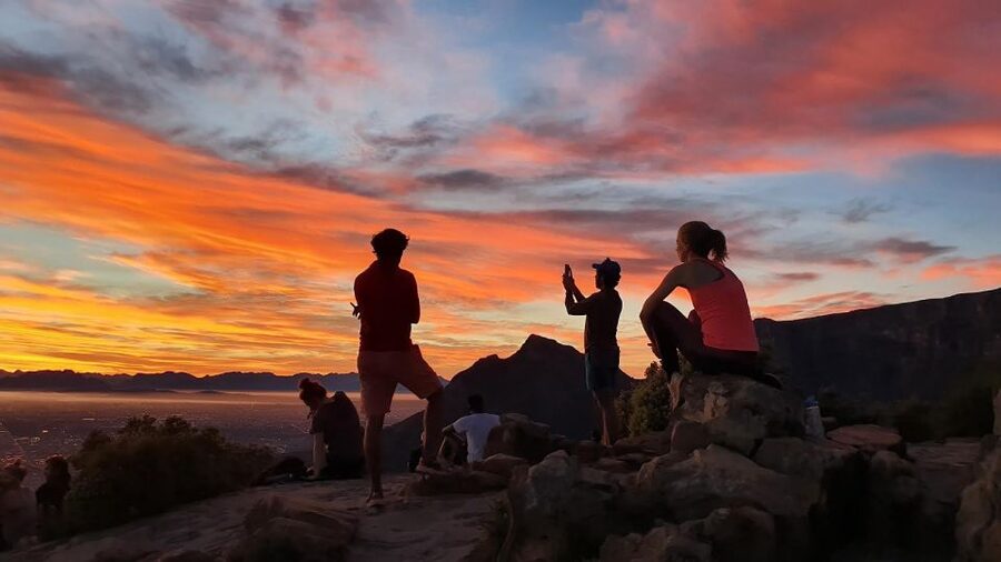 Cape Town: Lion's Head Sunrise or Sunset Hike - The views and the best photo moments