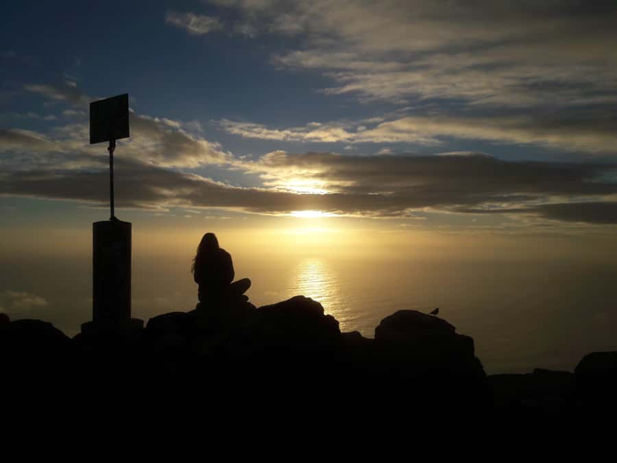 Cape Town: Lion's Head Sunrise with coffee or Sunset Hike - Sunrise or sunset: which option suits you?