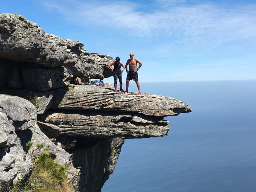 Cape Town: Table Mountain Kasteelspoort Hiking Trail - Starting in Camps Bay and entering Kasteelspoort