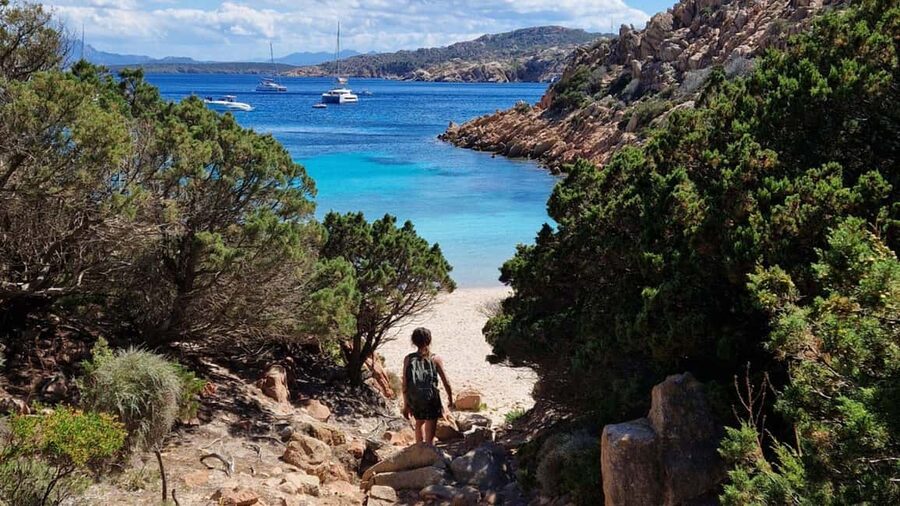 Caprera: hiking to Cala Coticcio with aperitif - What to pack for Caprera