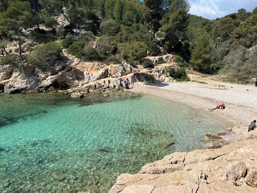 Cassis : Hiking Tour 2 Calanques with swimming - Why this short hike gives you more than a coastal view