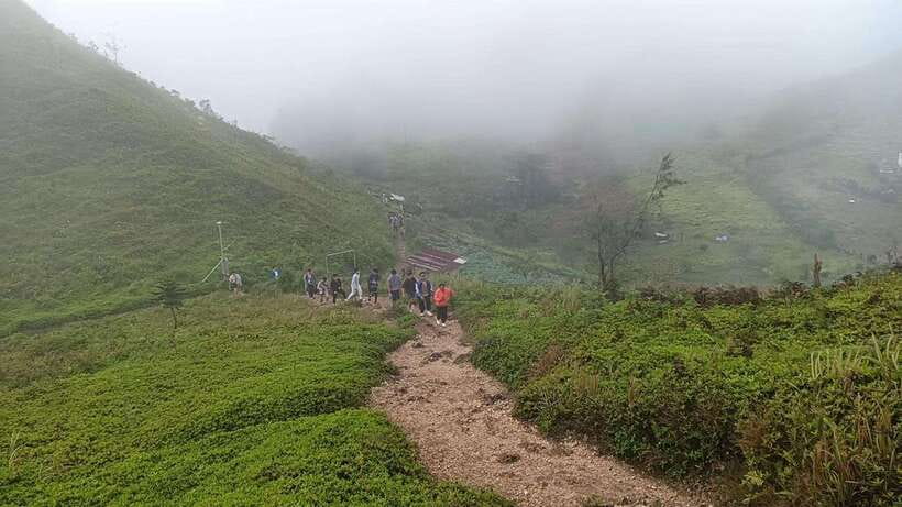 Cebu: Osmena Peak Hike & Kawasan Canyoneering - The 3:30 AM pickup and the long ride south
