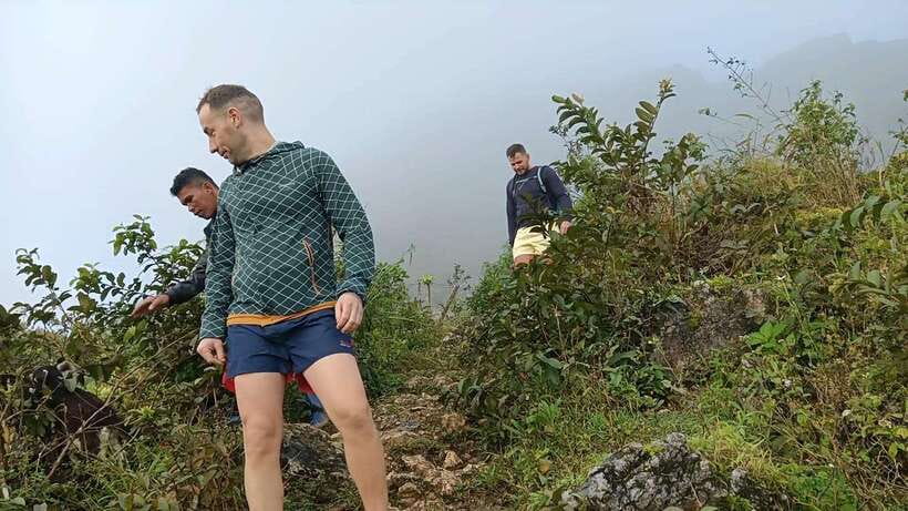 Cebu: Osmena Peak Hike & Kawasan Canyoneering - From the mountain to Badian