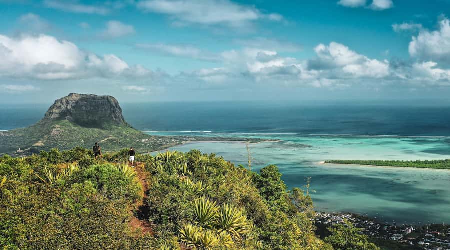 Chamarel: Sunset Mountain Hike - The climb: a real hike, not a viewpoint stop