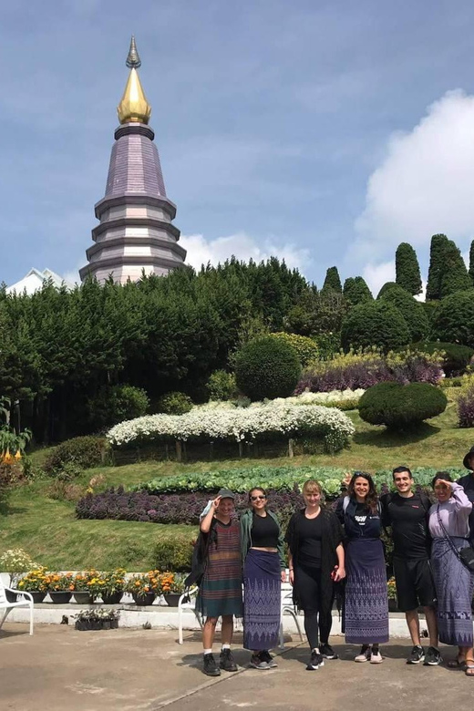 Chiang Mai: Doi Inthanon Park and Pha Dok Siew Hike Day Trip - Lunch, the economic option, and overall value