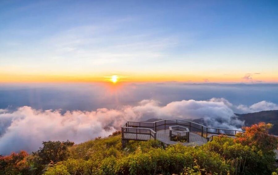 Chiang Mai: Doi Inthanon Park with Kew Mae Pan Hike Day Trip - Guides, group rhythm, and the value of $62
