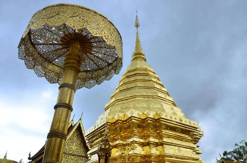 Chiang Mai: Hike on Monk’s Trail and Doi Suthep Private Tour - Riding higher to Wat Phra That Doi Suthep
