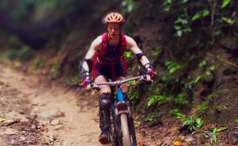 Chiang Mai: Suthep National Park Hiking & DH Mountain Biking - A three-hour climb through the highland jungle