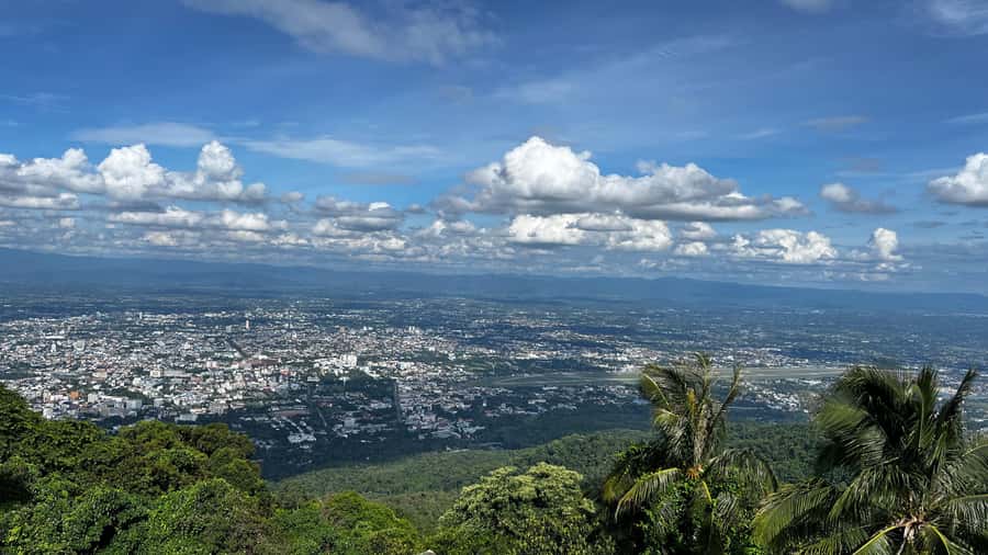Chingmai Sunrise Hike & Cultural Traditions - Weather, air quality, and the best season for you