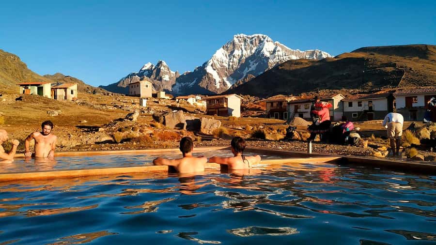 Cusco: Seven Lagoons of Ausangate Hiking Day Trip with Lunch - Key points to know before booking